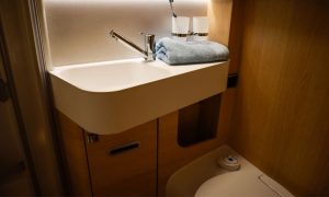 RV Bathroom Decorating Tips and Must-Haves